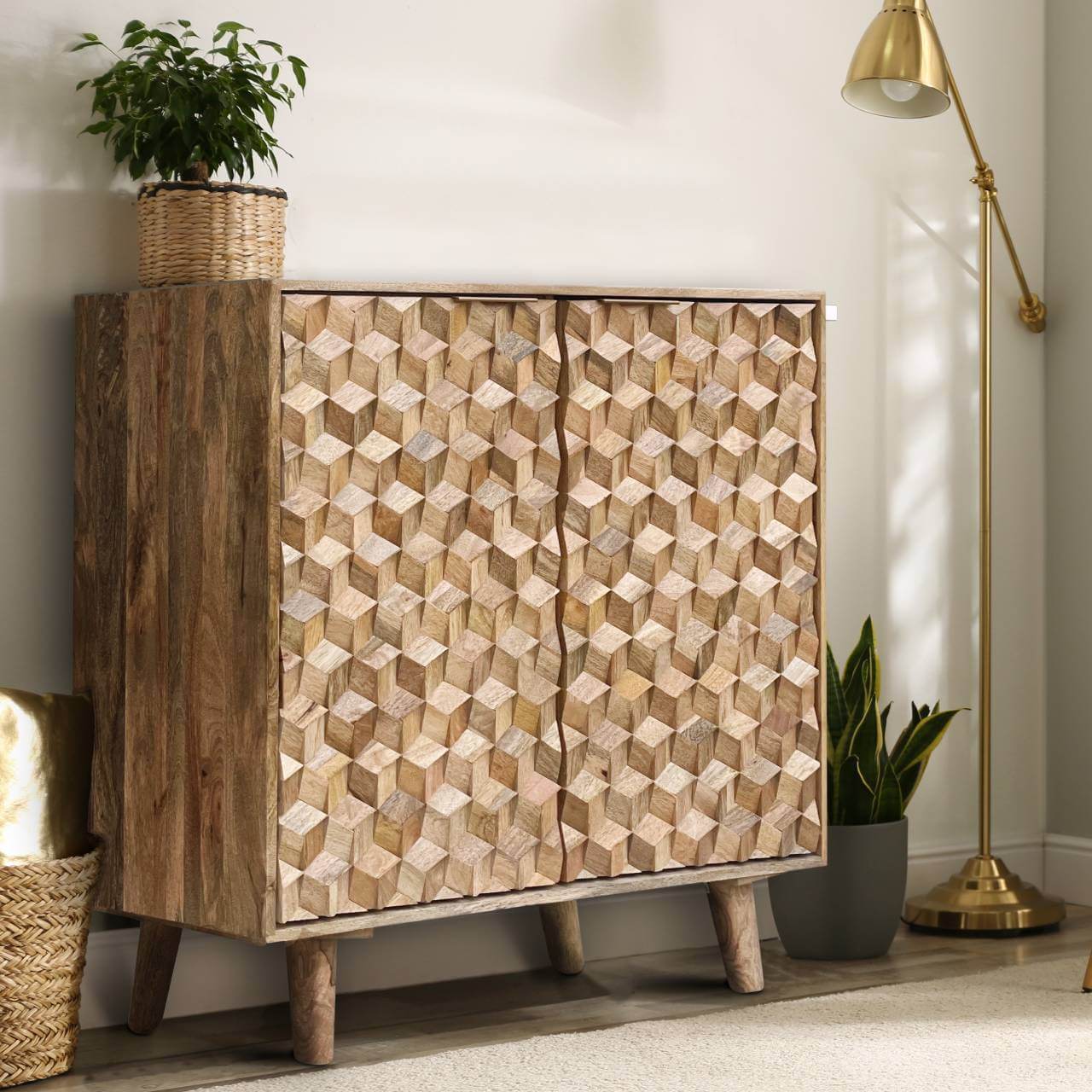 Geometric Compact Bar 91Cm